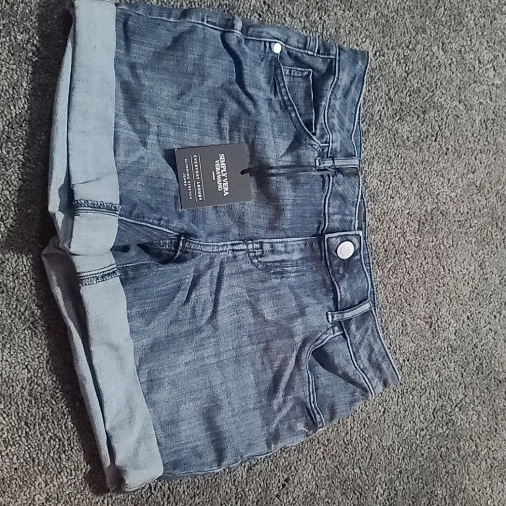 Vera wang Mid-Rise hip thigh sz 2 woman's shorts